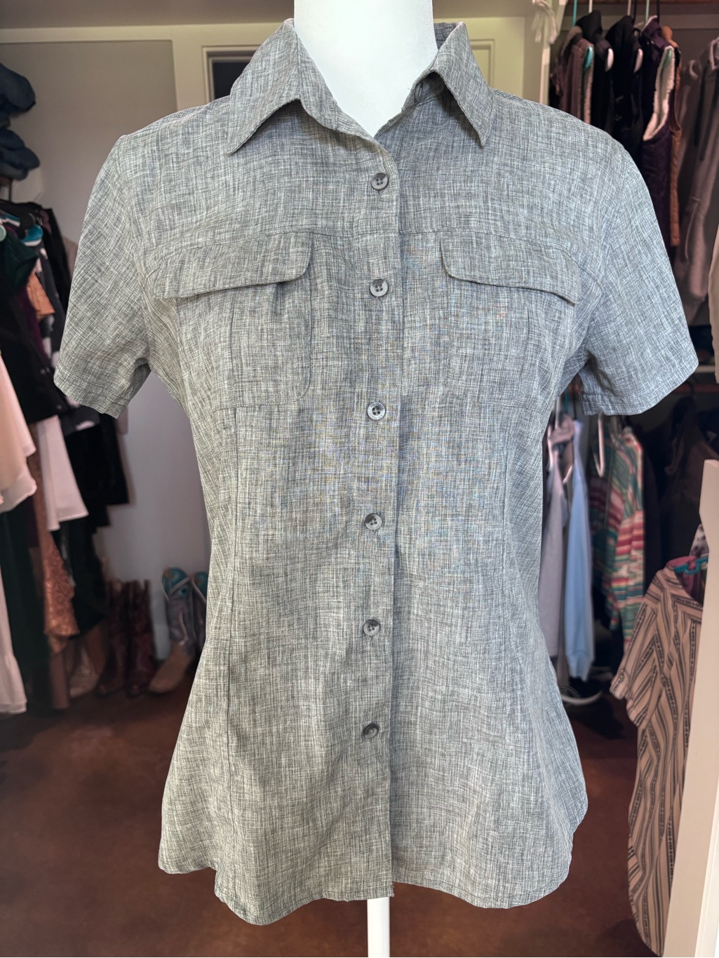 Magellan Short Sleeve Button-Front Shirt In Heathered Gray